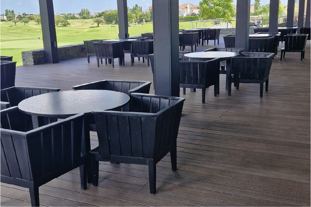 Deck WPC Brown - Club House Nordelta 1